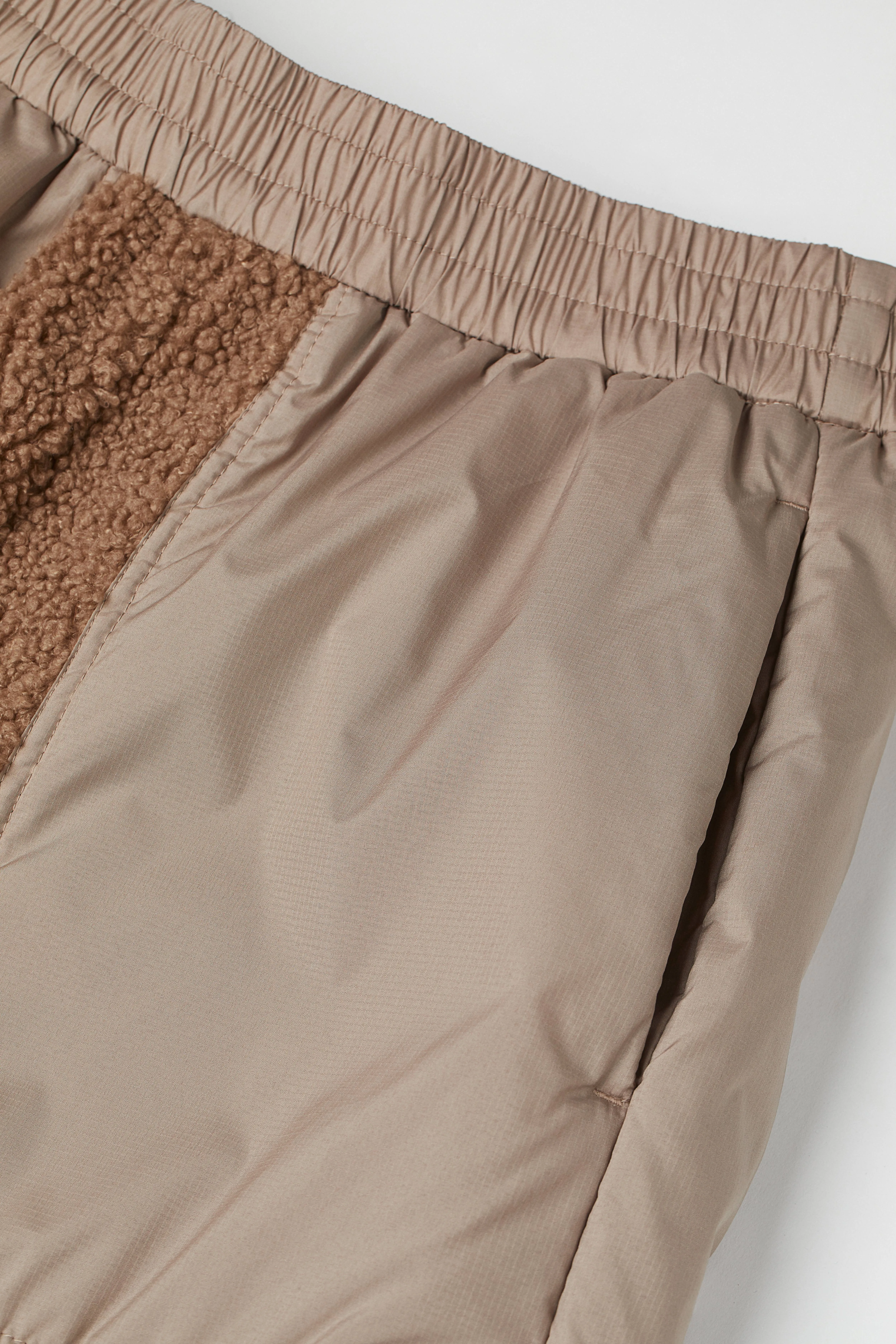 Block-coloured teddy joggers - High waist - Long - Dark beige - Ladies | H&M GB