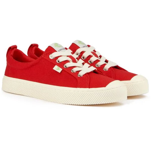 Cariuma Oca Low Sneakers