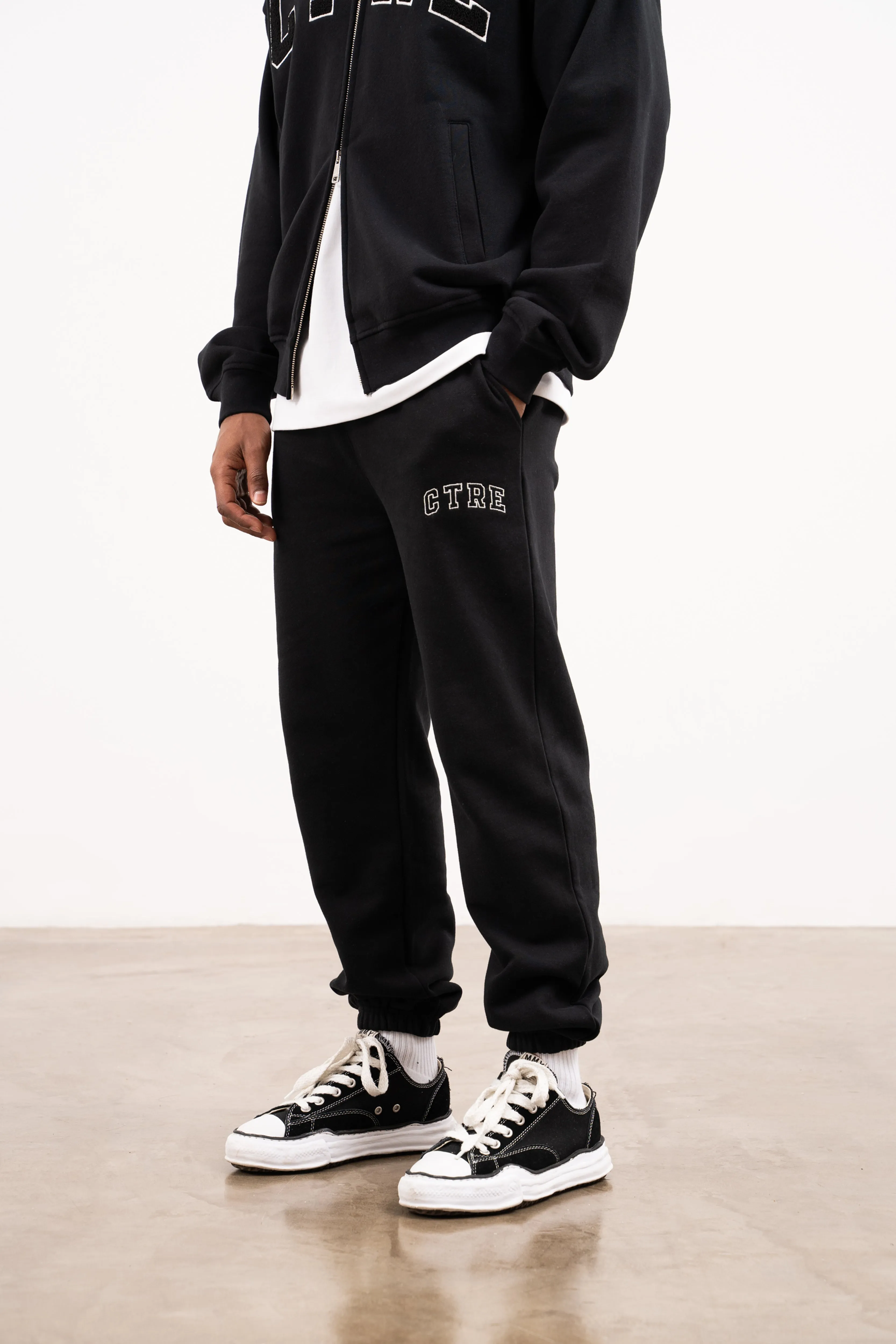 CTRE RELAXED CUFFED JOGGERS - BLACK