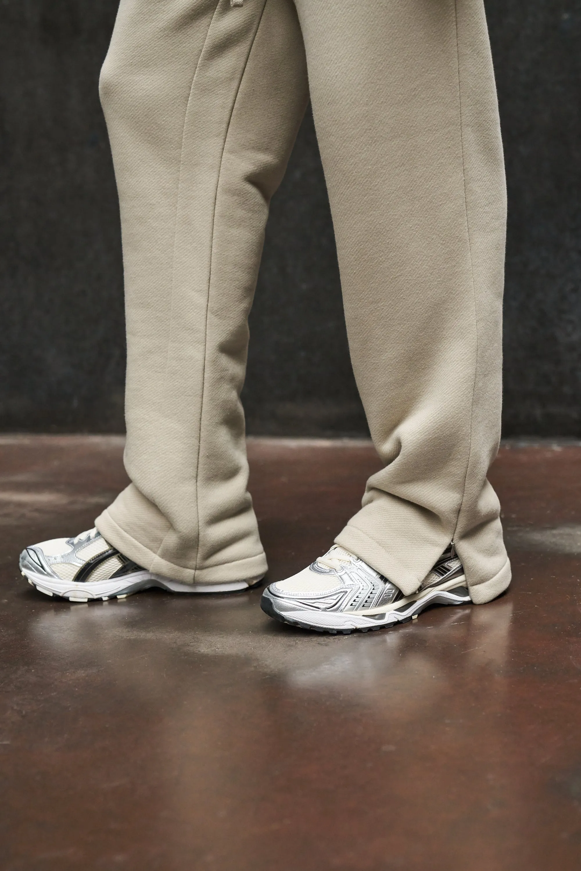 LAUNDERED CLASSICS JOGGERS - BEIGE