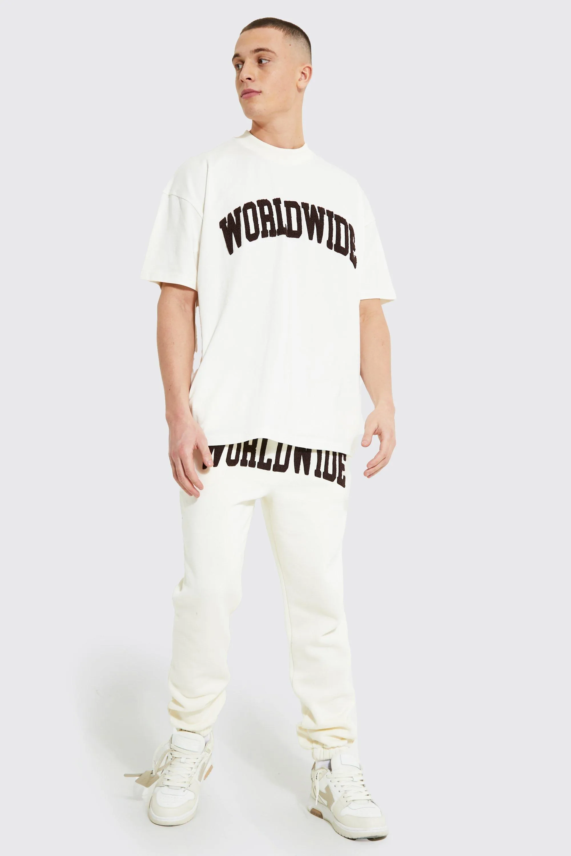 Oversized Worldwide T-shirt Tracksuit