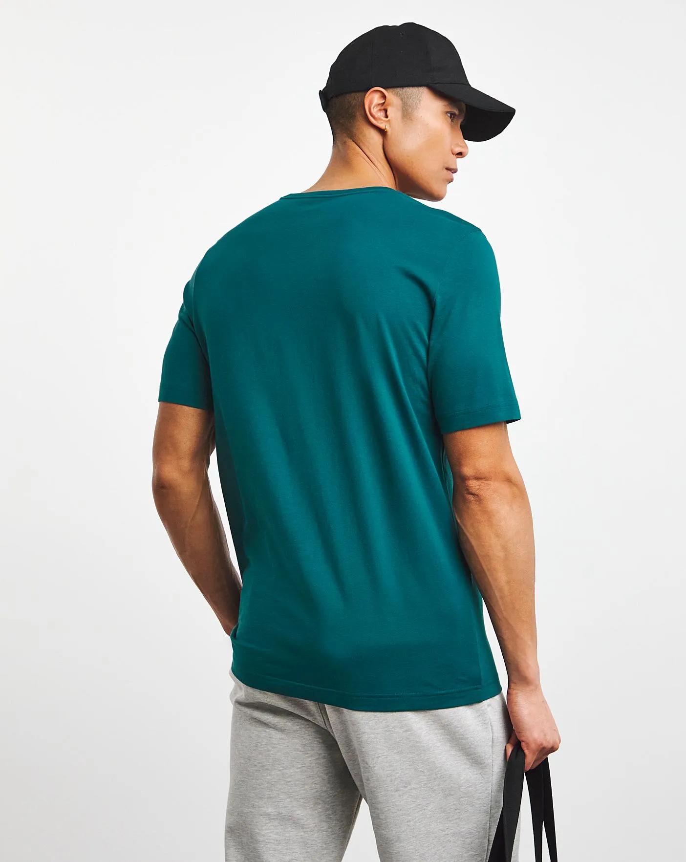 PUMA Essentials Logo T-Shirt