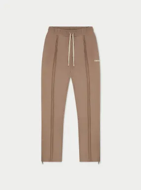 RAW SEAM STRAIGHT LEG JOGGERS - MOCHA