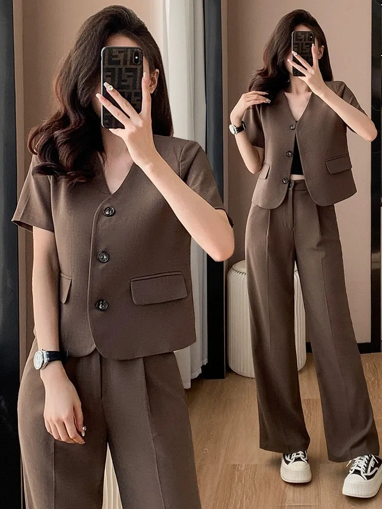 Short-sleeved suit for small women in summer new temperament goddess style professional wear short suit two-piece trousers