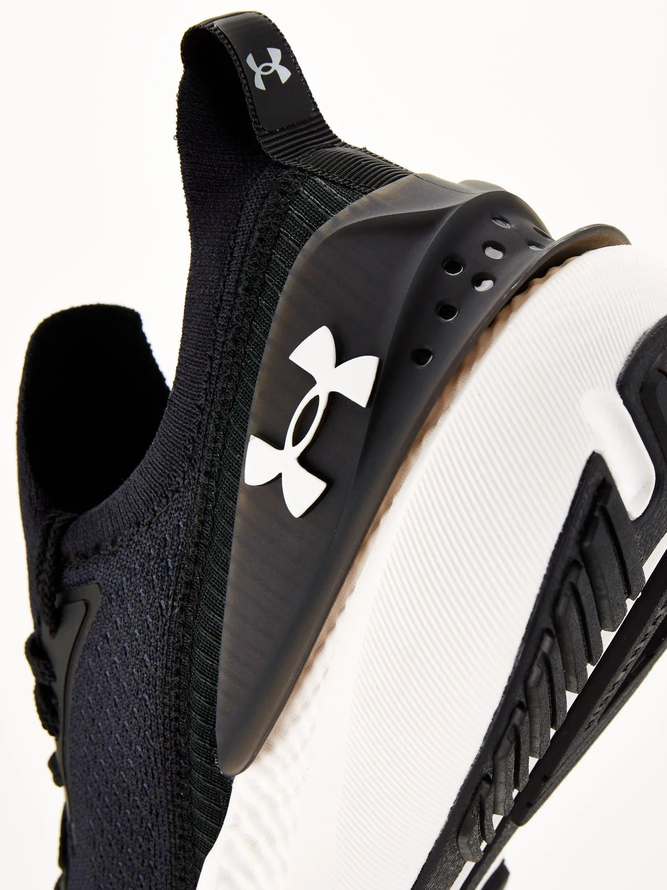 UNDER ARMOUR Mens Running Shift Trainers - Black/White